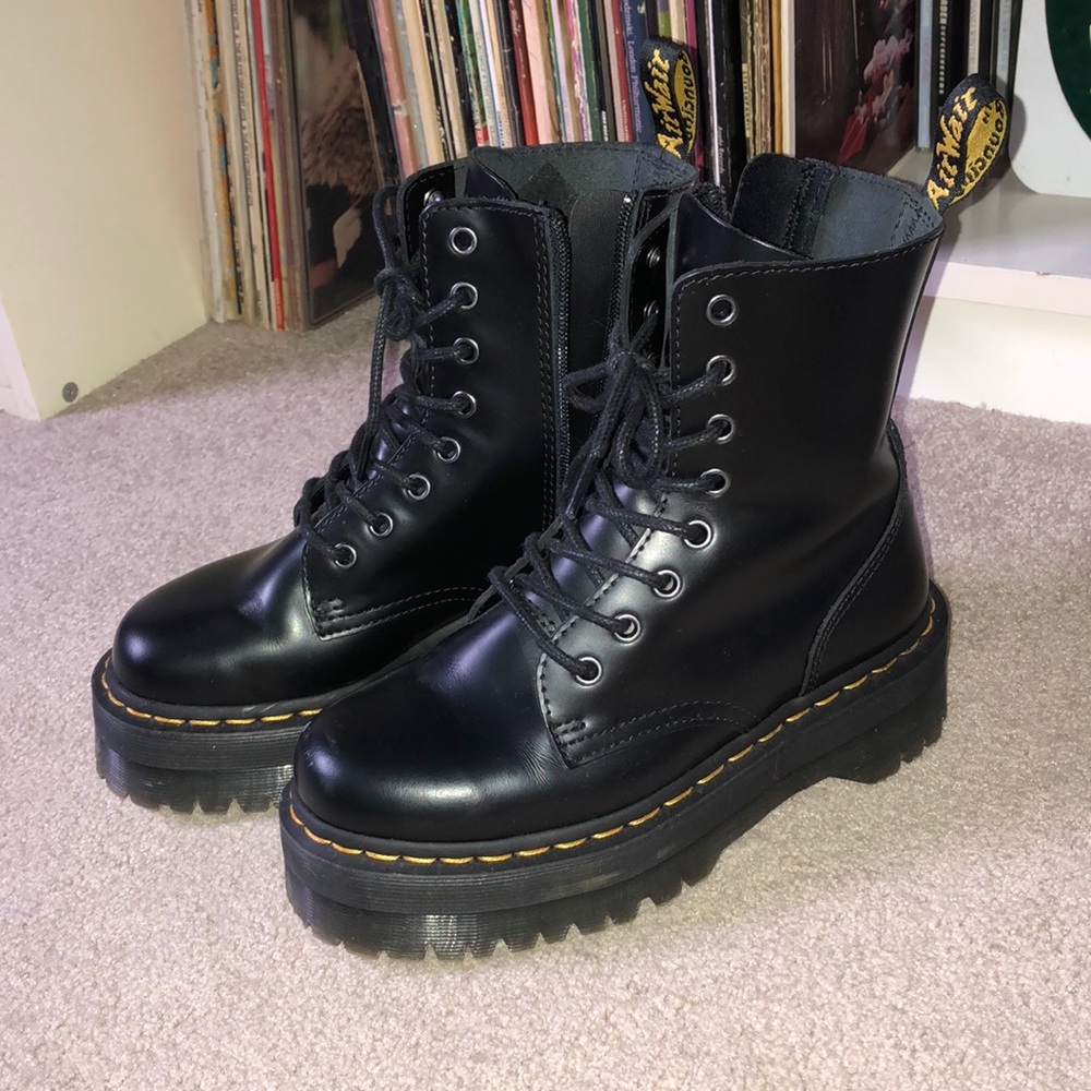 Jadon Smooth Platforms